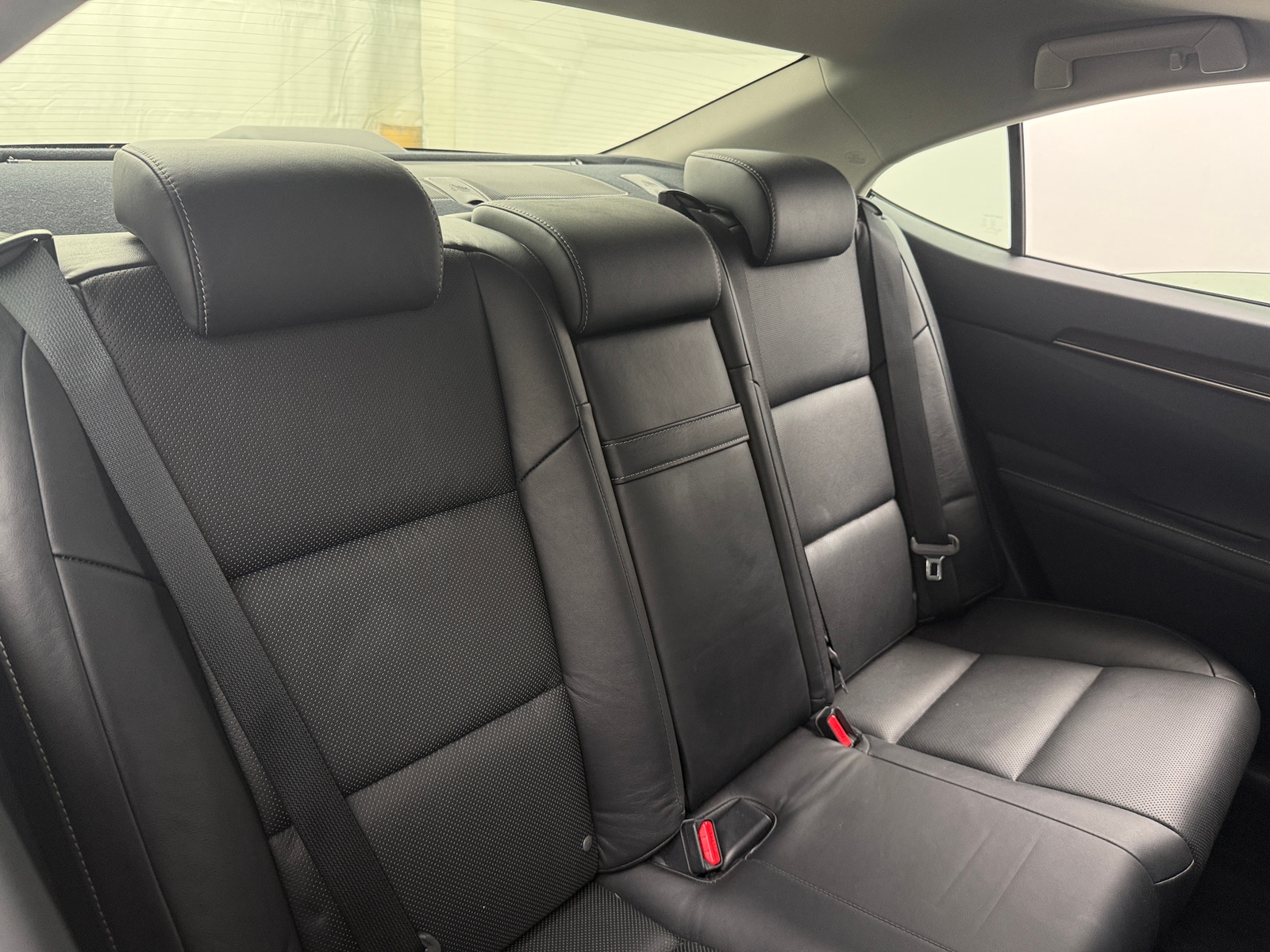 Thumbnail: 2014 Lexus ES - 5