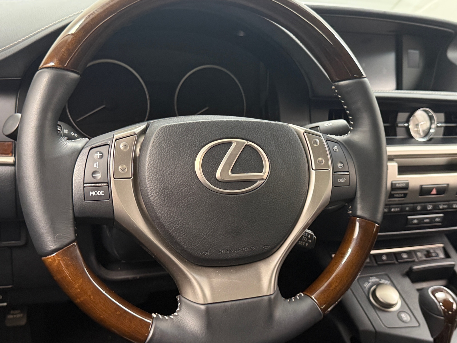 Thumbnail: 2014 Lexus ES - 4