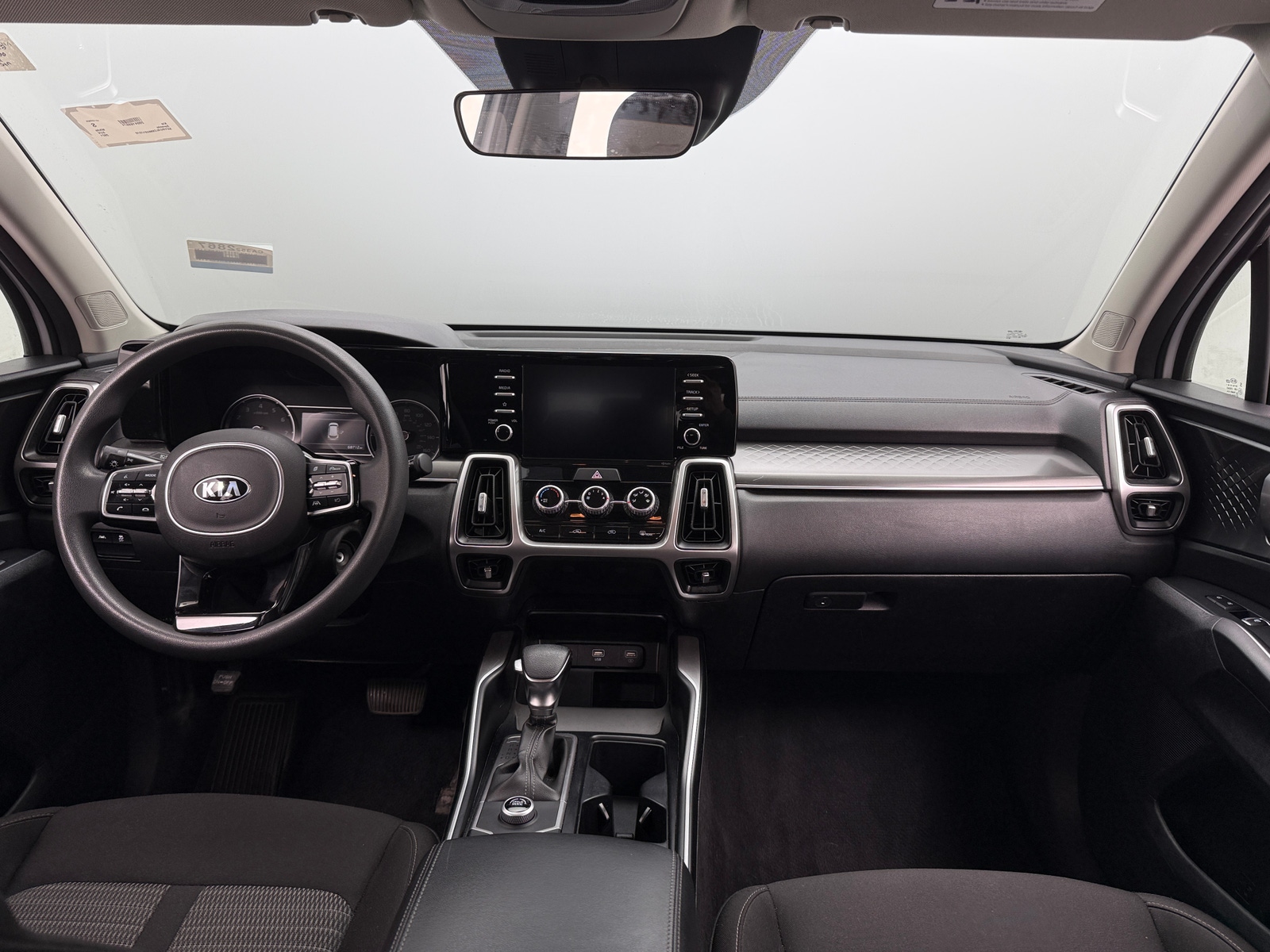 Thumbnail: 2021 Kia Sorento - 3