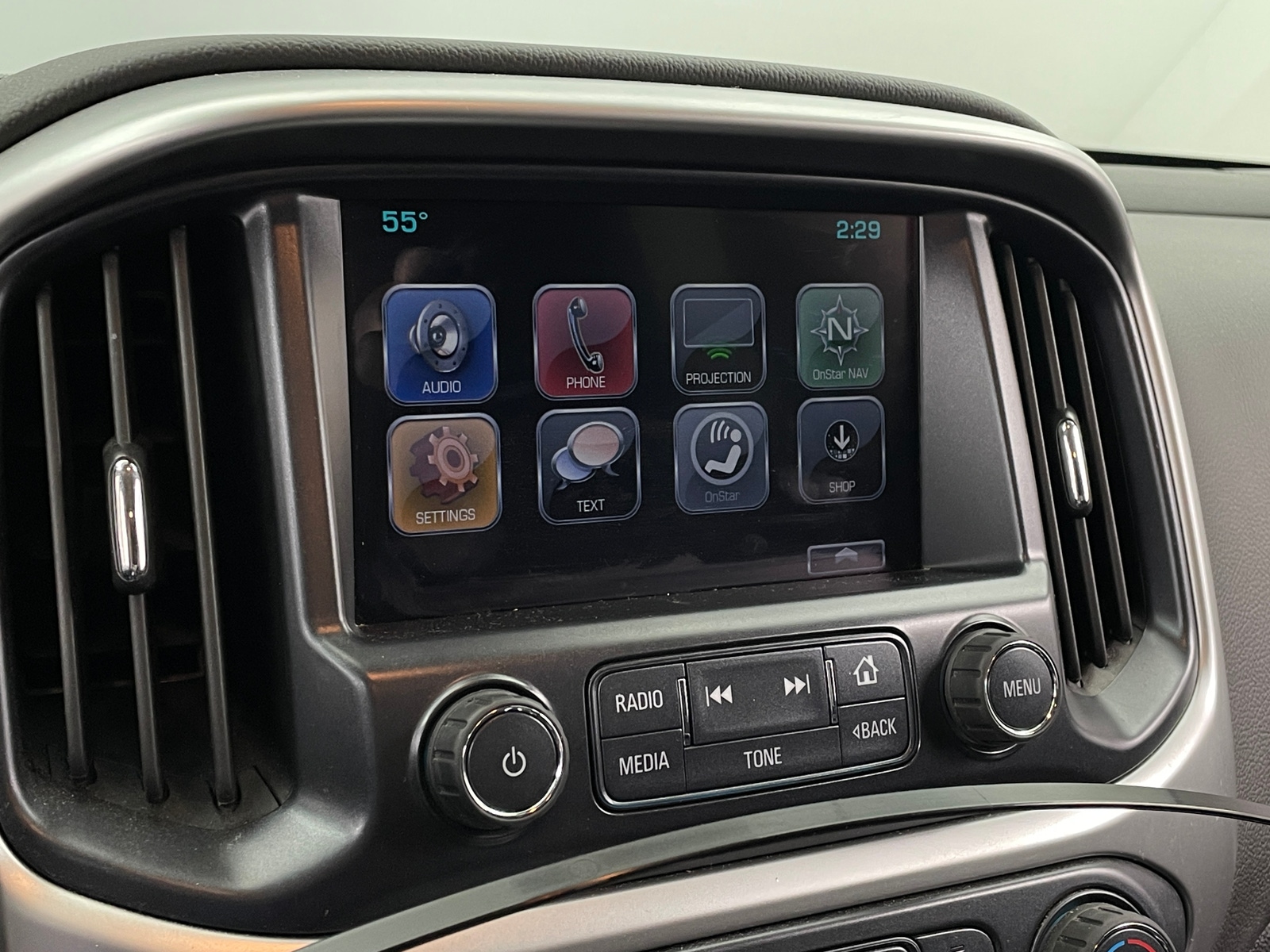 Thumbnail: 2017 Chevrolet Colorado - 4