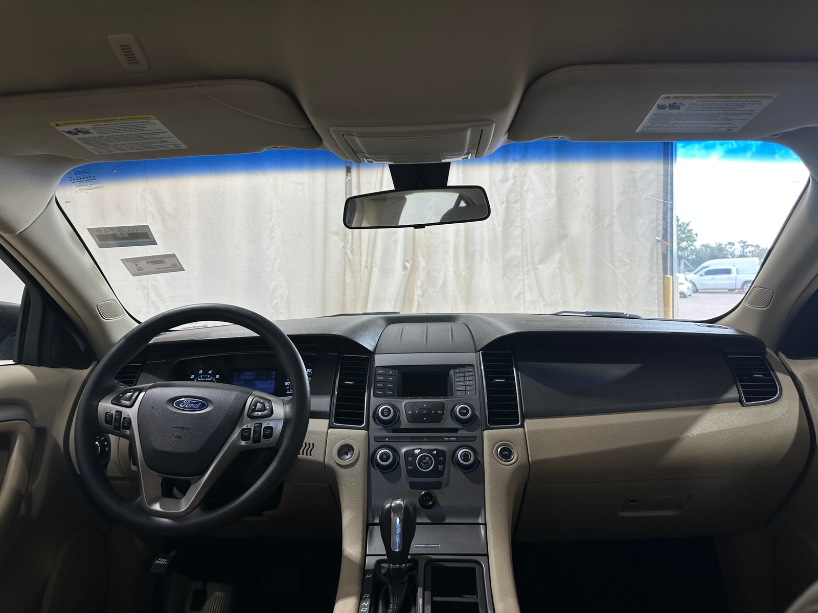 Thumbnail: 2016 Ford Taurus - 3