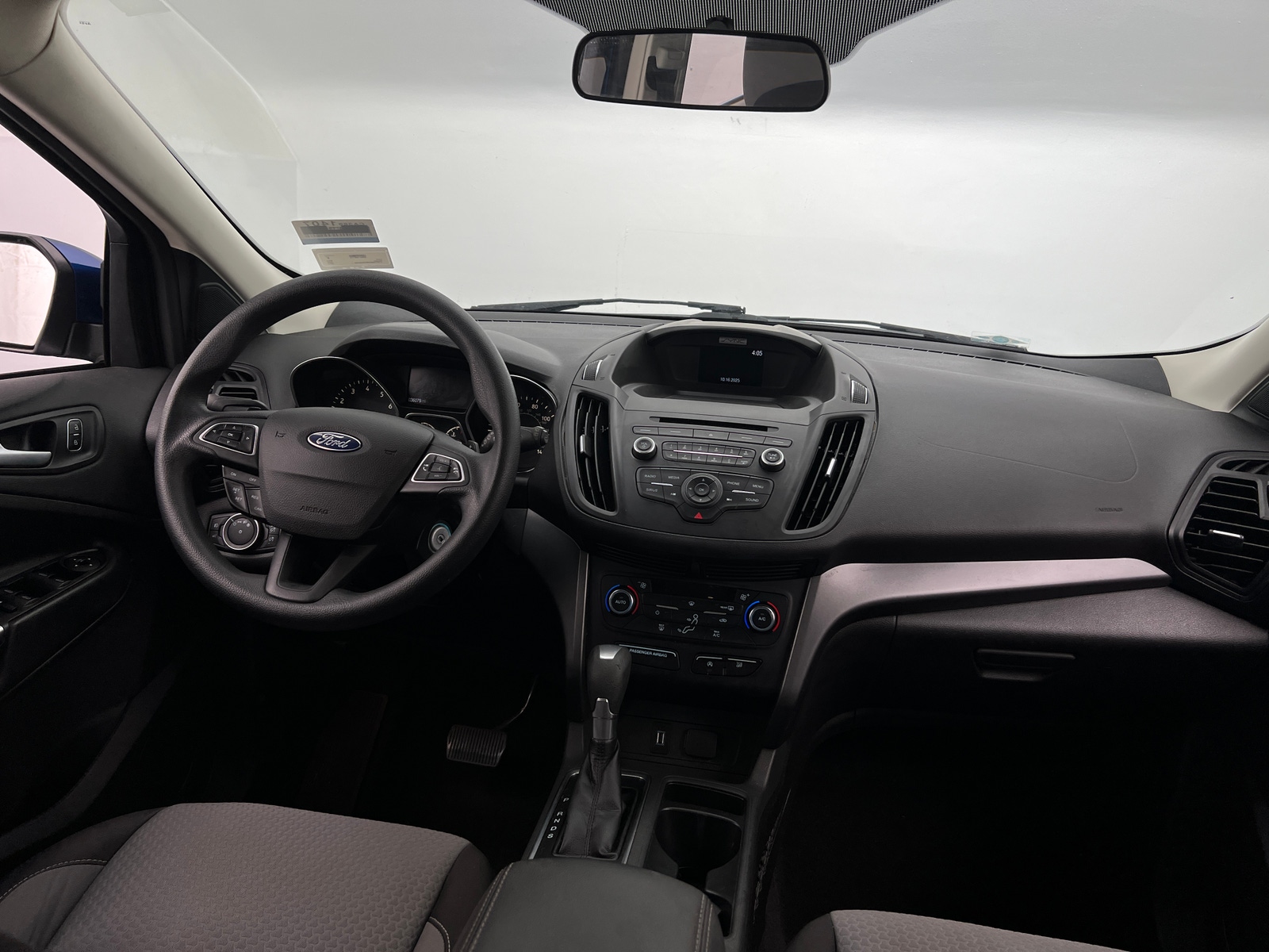 Thumbnail: 2017 Ford Escape - 3