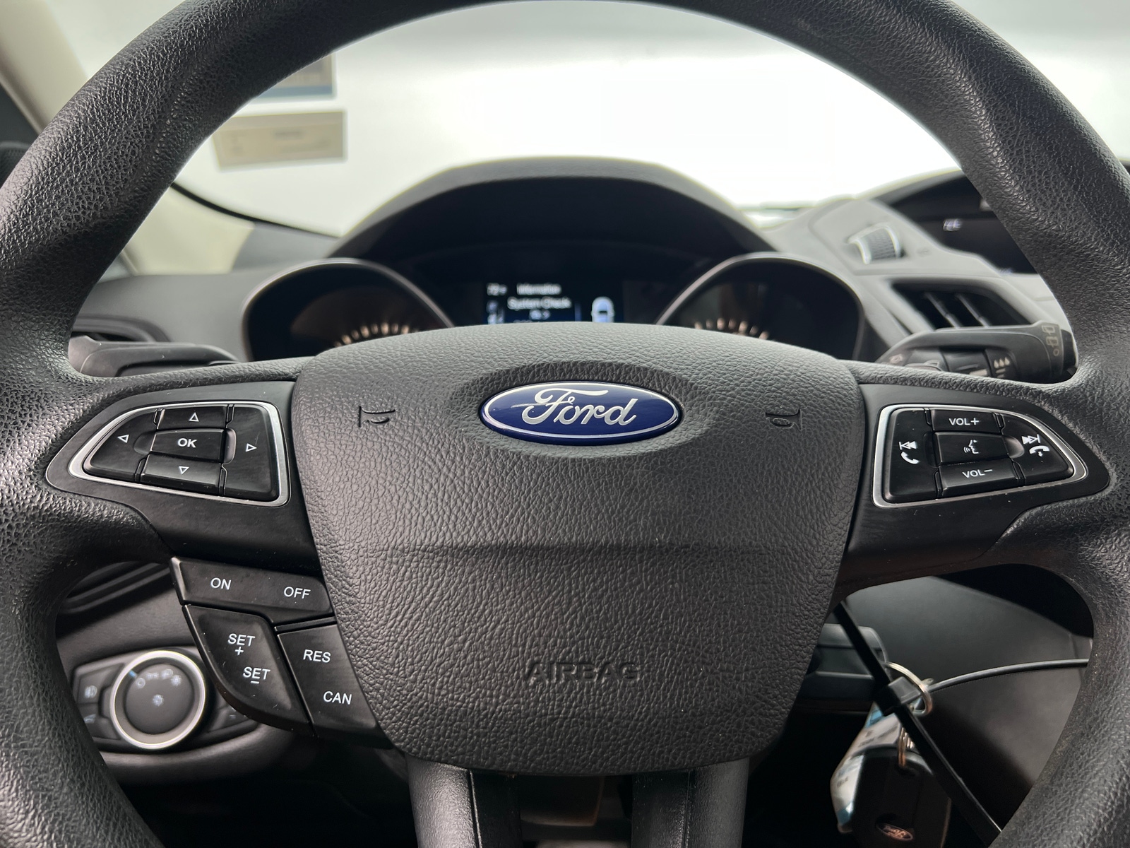 Thumbnail: 2017 Ford Escape - 5