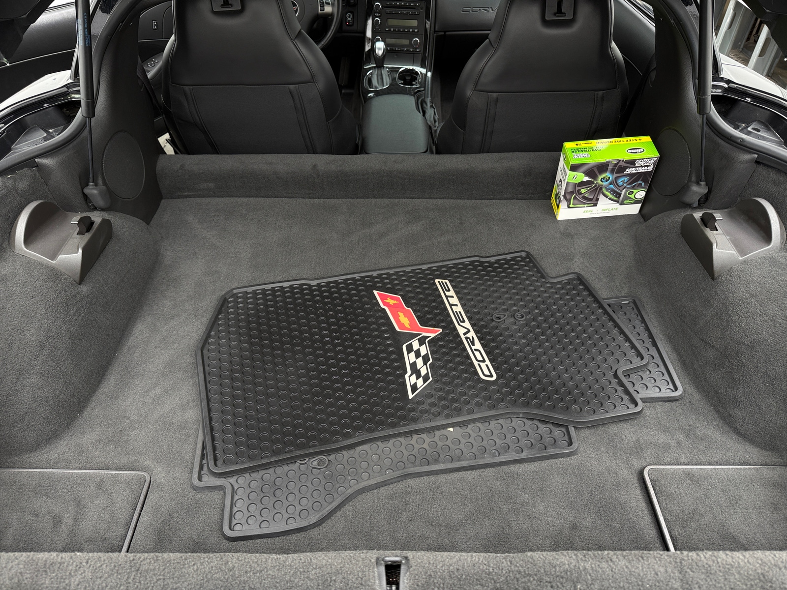 Thumbnail: 2010 Chevrolet Corvette - 4