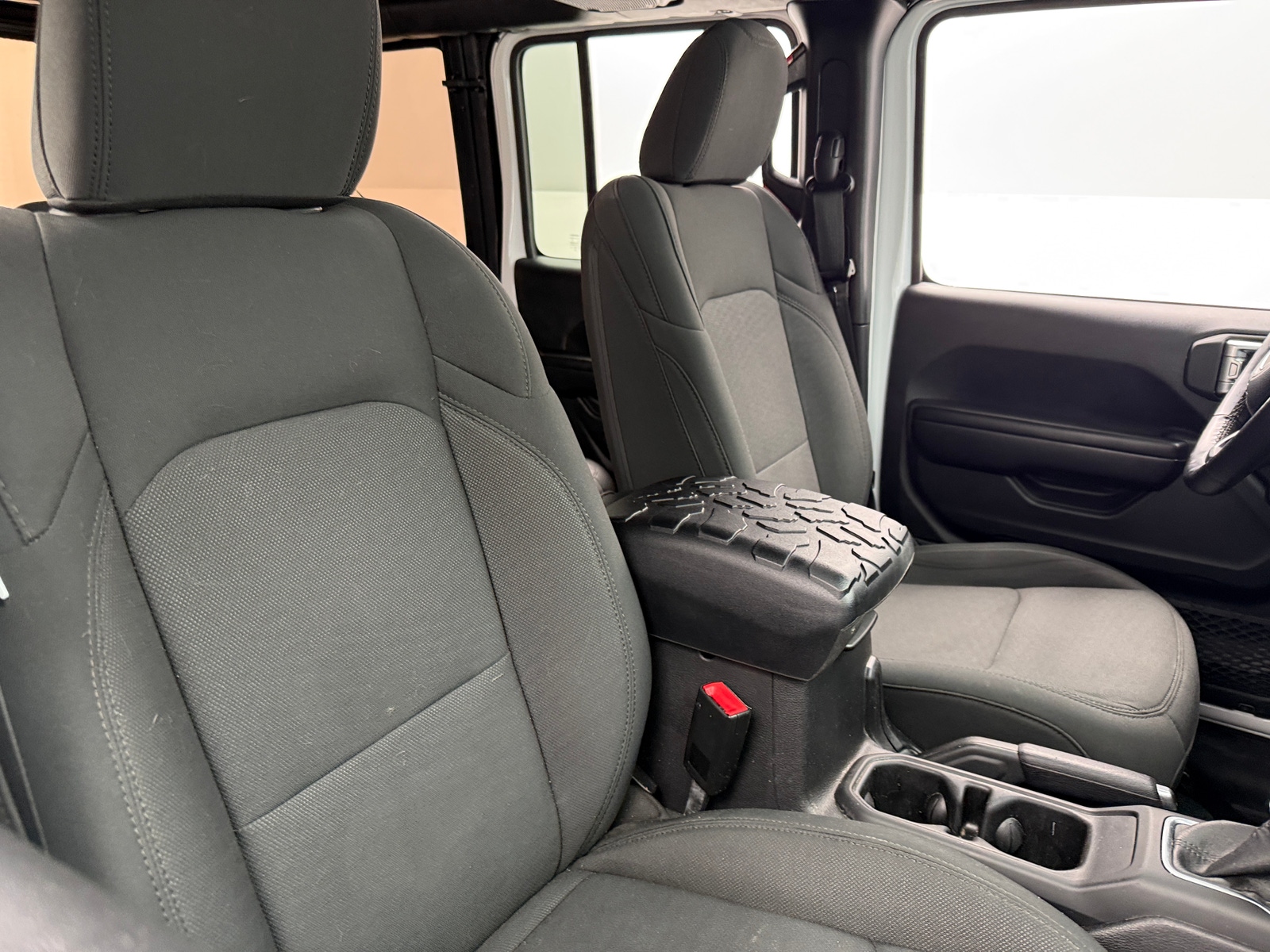 Thumbnail: 2020 Jeep Wrangler - 2