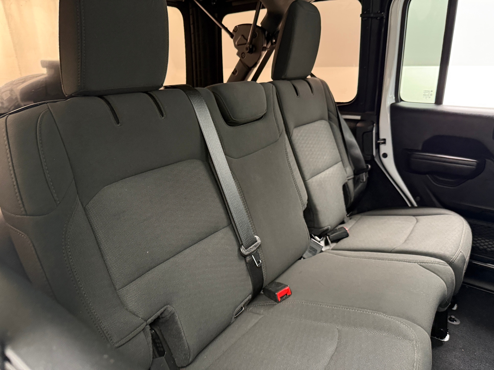 Thumbnail: 2020 Jeep Wrangler - 6