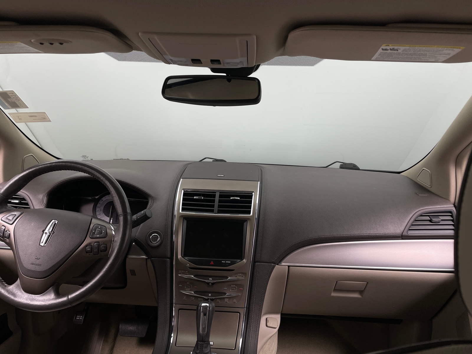 Thumbnail: 2015 Lincoln MKX - 2