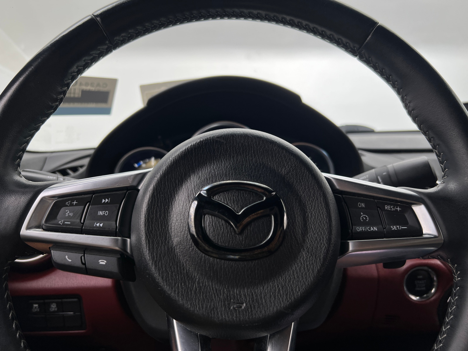 Thumbnail: 2020 Mazda MX-5 Miata - 3