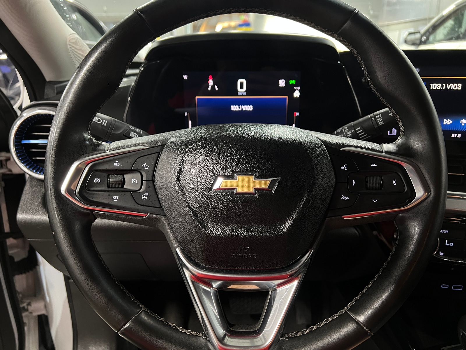 Thumbnail: 2024 Chevrolet Trax - 5