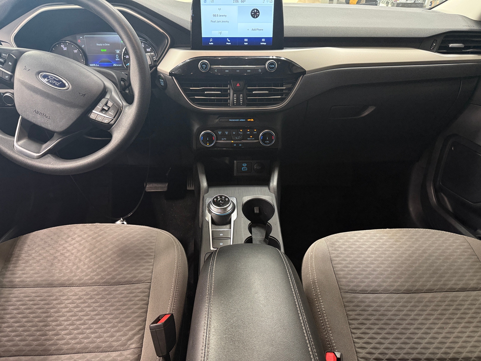 Thumbnail: 2022 Ford Escape - 3