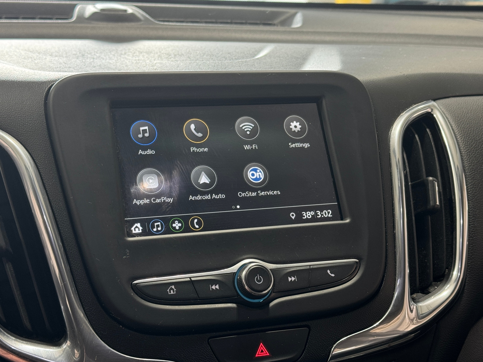 Thumbnail: 2019 Chevrolet Equinox - 4