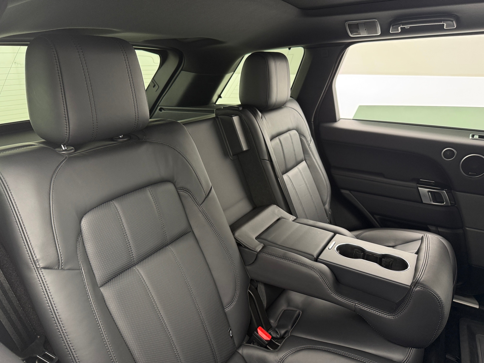 Thumbnail: 2018 Land Rover Range Rover Sport - 5