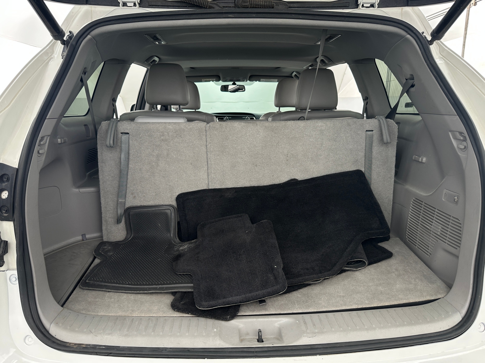 Thumbnail: 2016 Toyota Highlander - 6