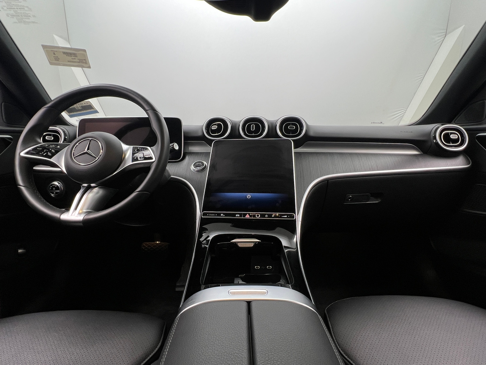 Thumbnail: 2025 Mercedes-Benz C-Class - 2