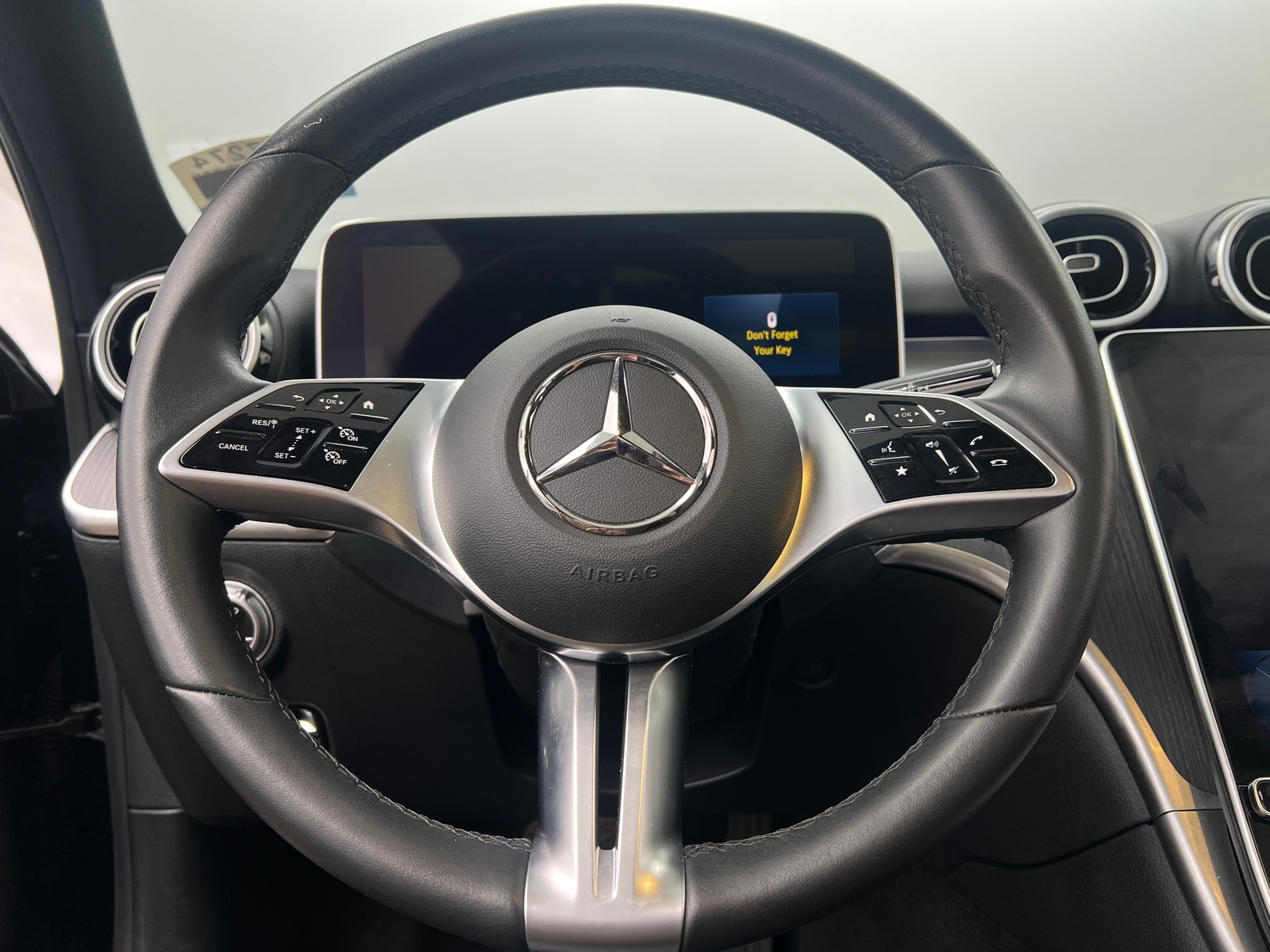 Thumbnail: 2025 Mercedes-Benz C-Class - 4
