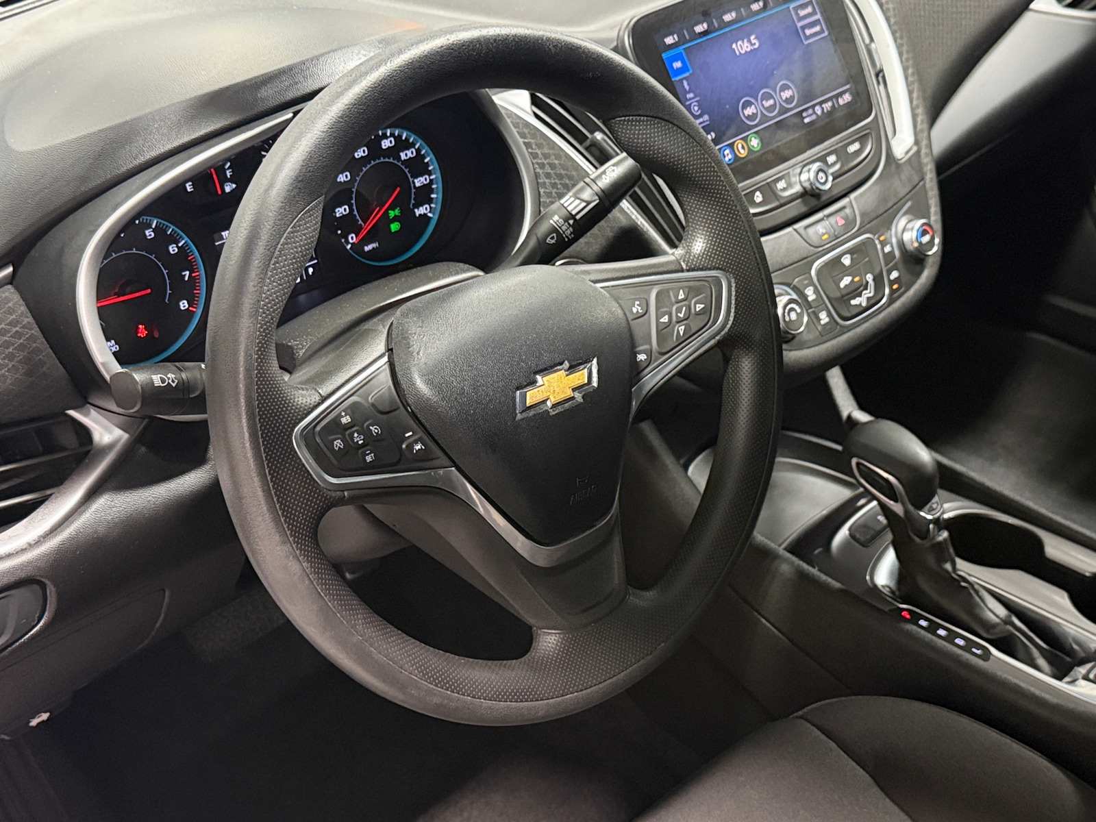 Thumbnail: 2023 Chevrolet Malibu - 5