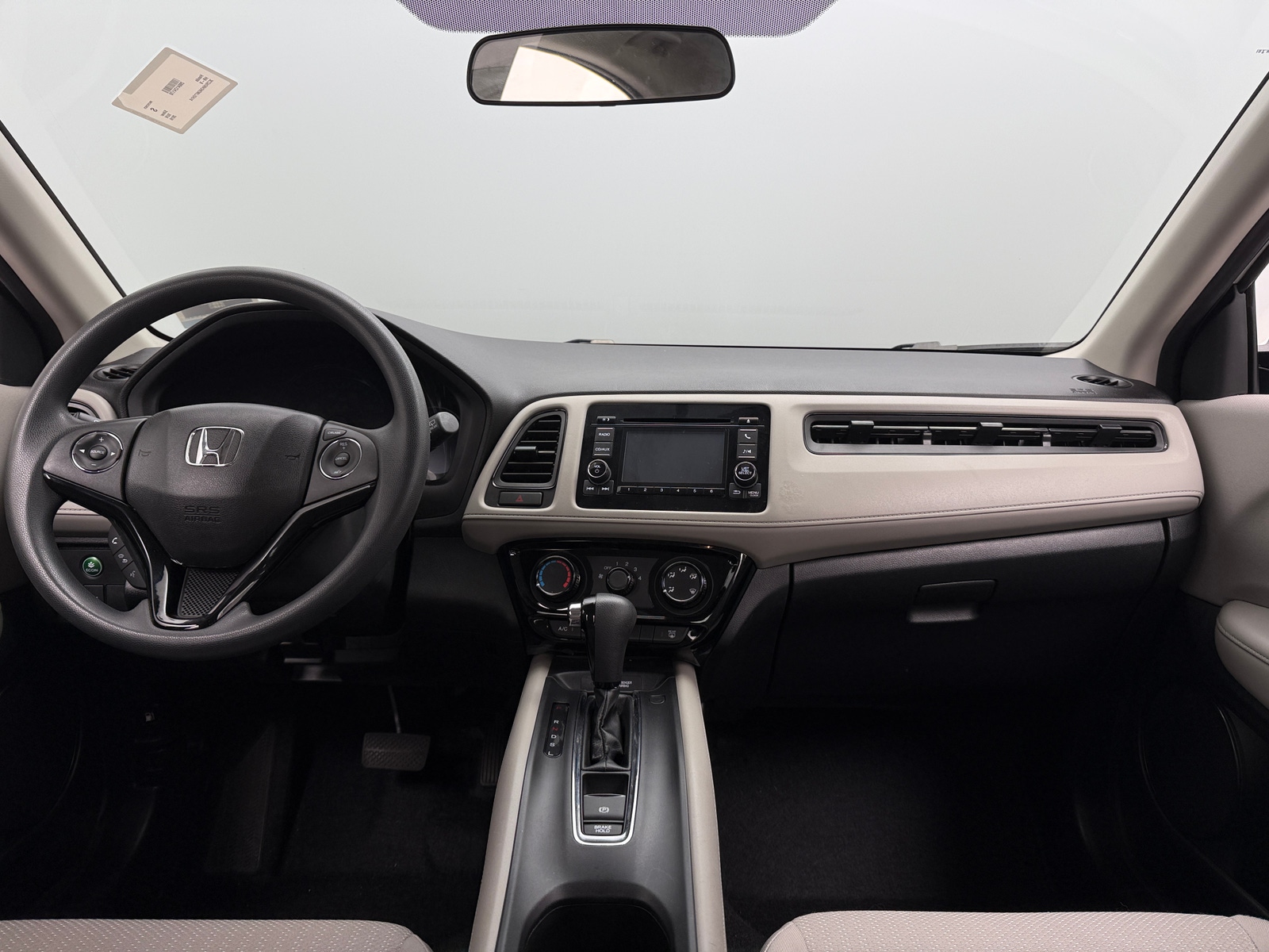 Thumbnail: 2016 Honda HR-V - 3