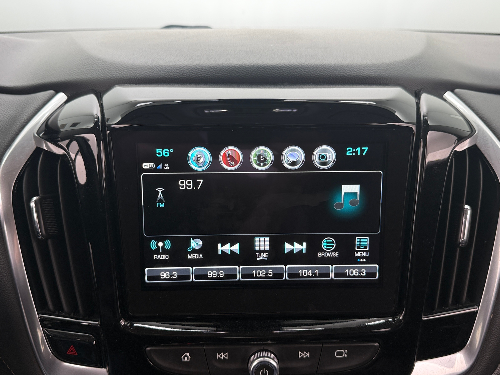 Thumbnail: 2019 Chevrolet Traverse - 3