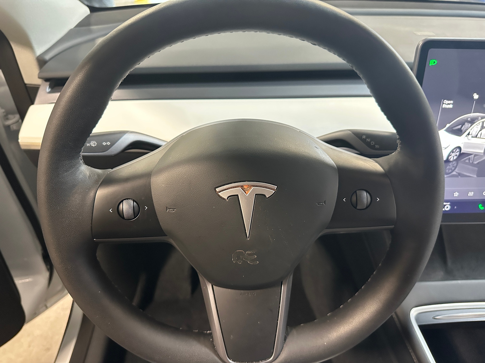 Thumbnail: 2023 Tesla Model Y - 4