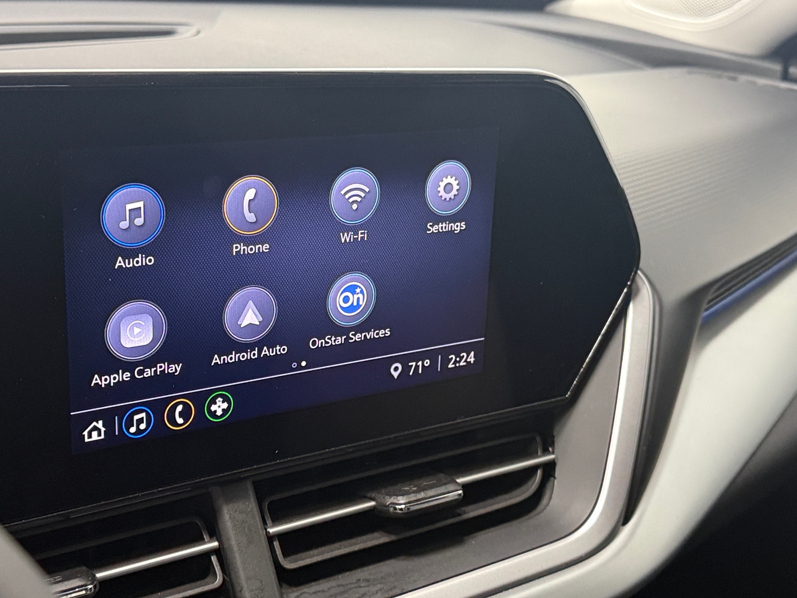 Thumbnail: 2025 Chevrolet Trax - 4