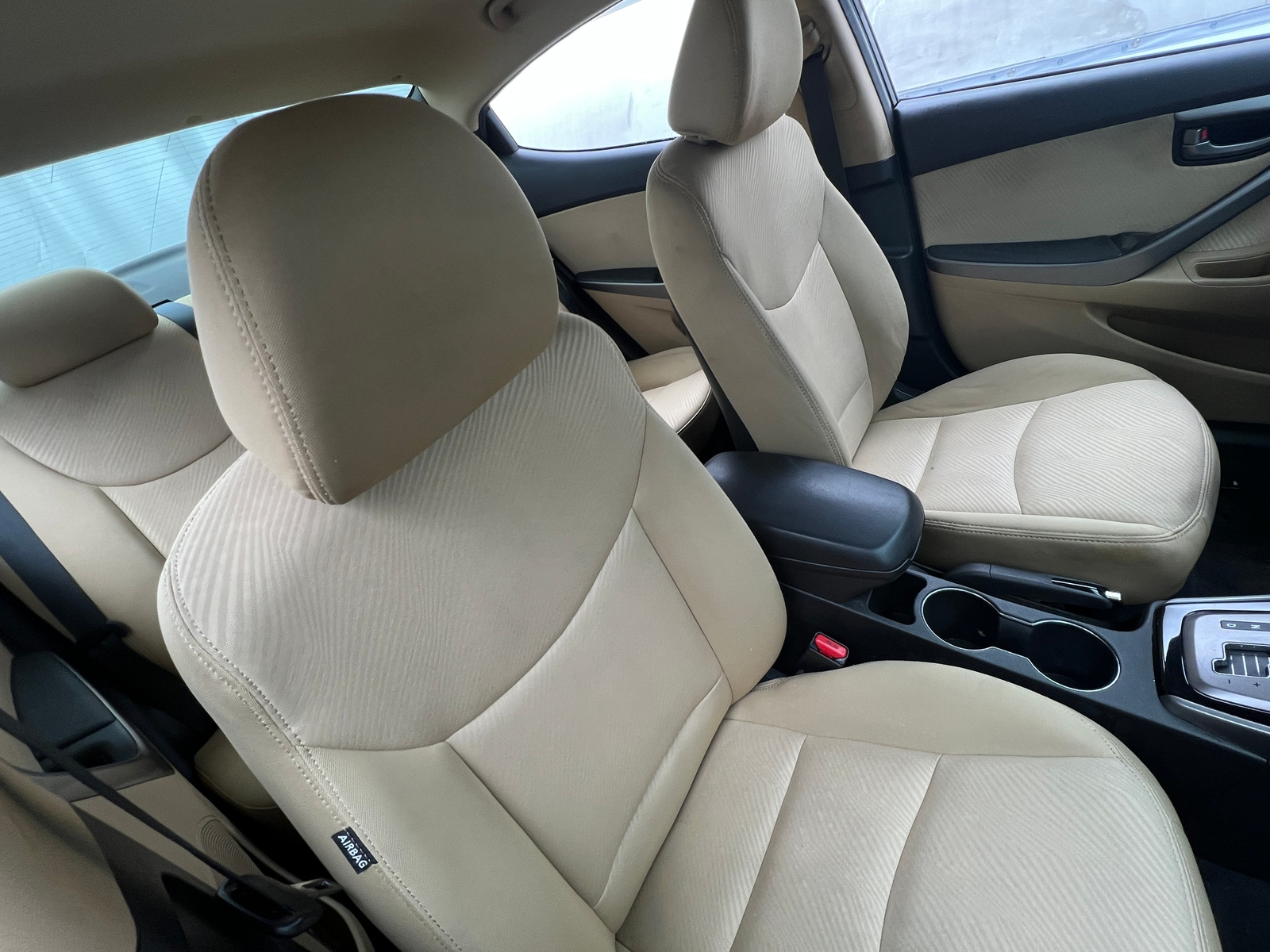 Thumbnail: 2013 Hyundai Elantra - 2