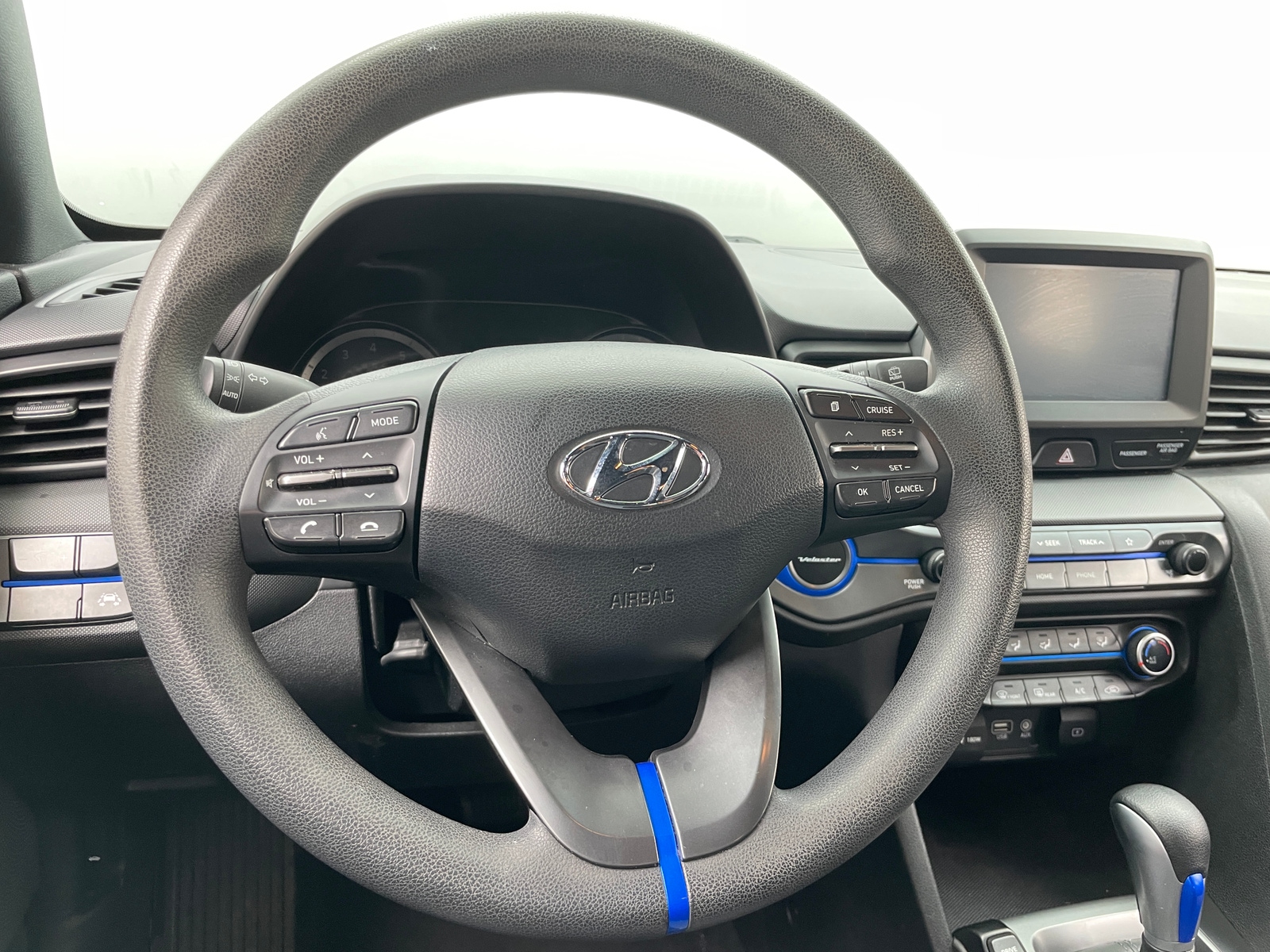 Thumbnail: 2019 Hyundai Veloster - 4