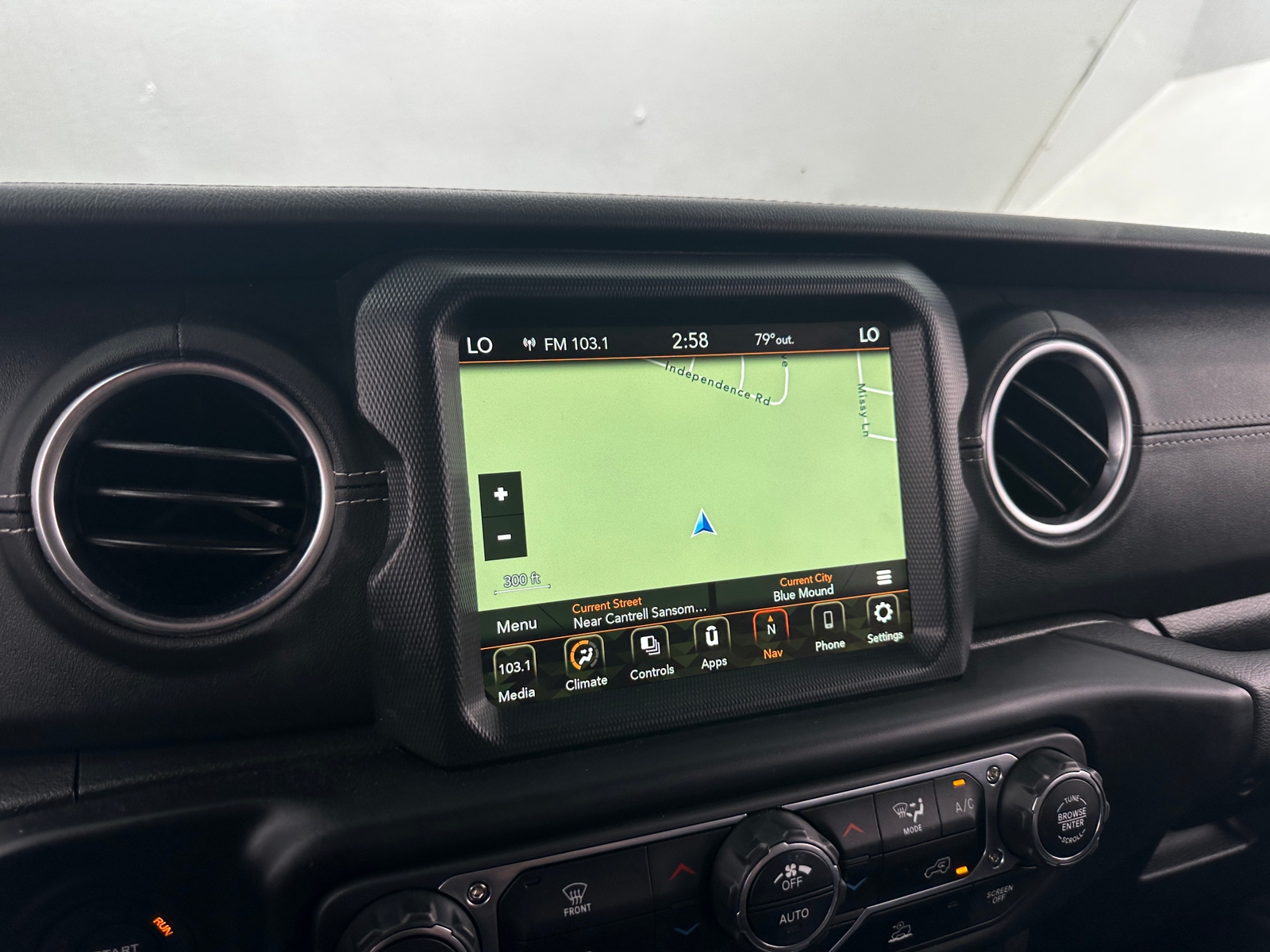 Thumbnail: 2022 Jeep Wrangler - 3