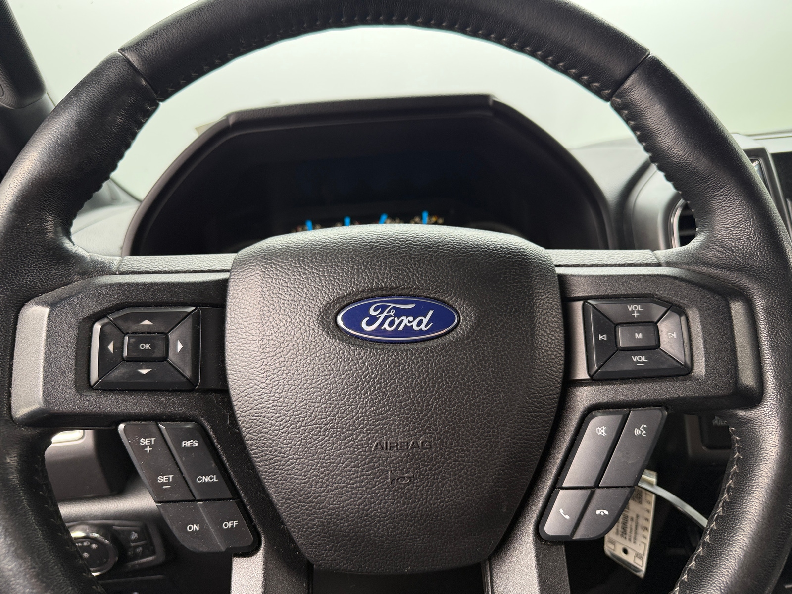 Thumbnail: 2017 Ford Econoline - 5