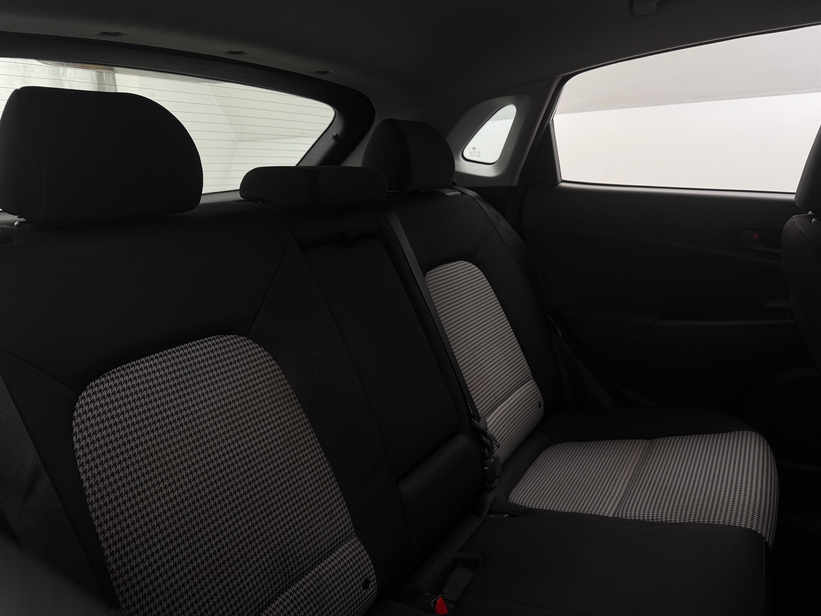 Thumbnail: 2021 Hyundai Kona - 6