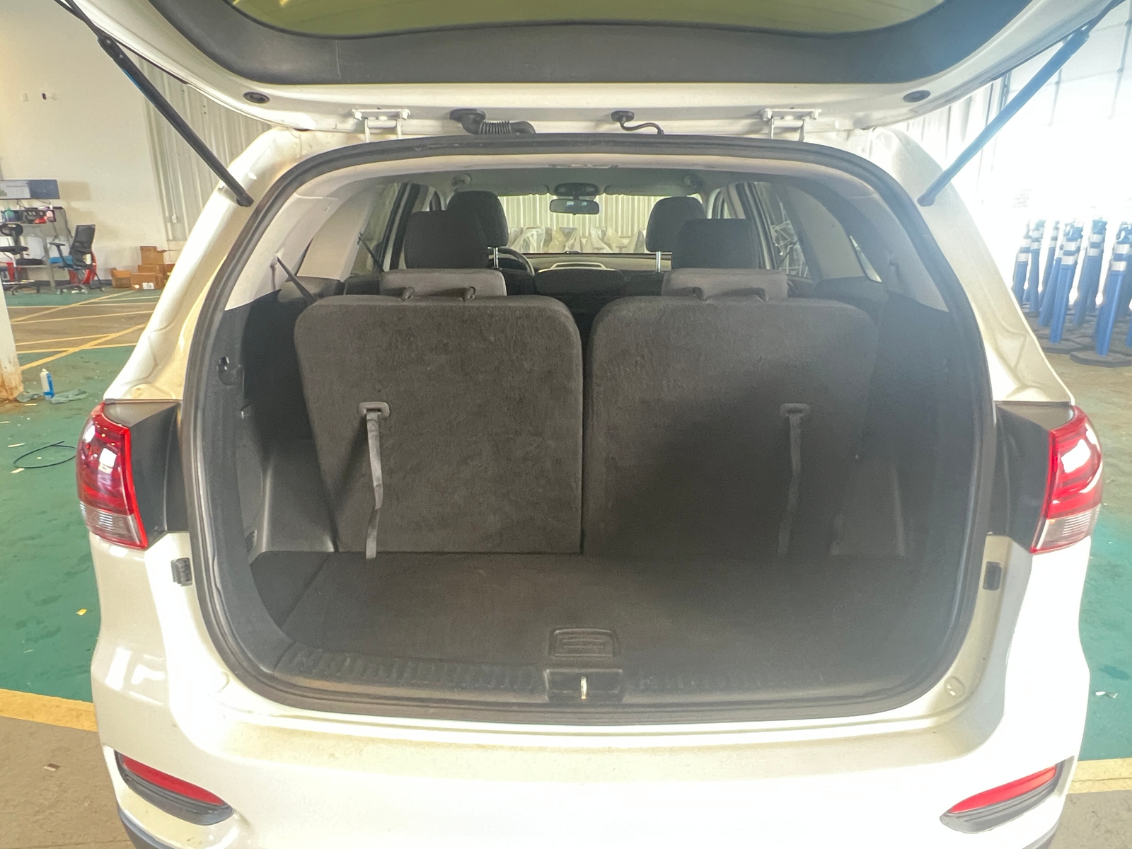 Thumbnail: 2020 Kia Sorento - 7