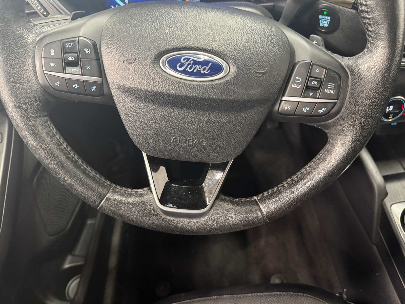 Thumbnail: 2020 Ford Escape - 4