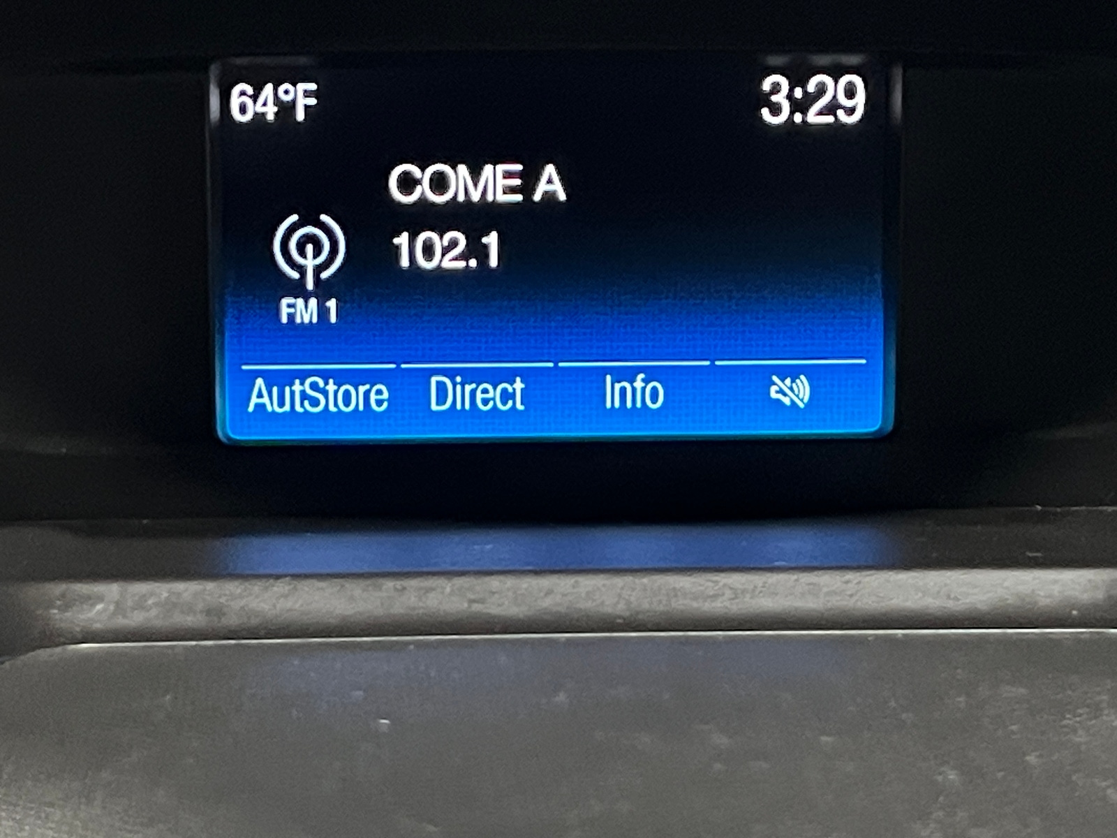 Thumbnail: 2018 Ford Escape - 4