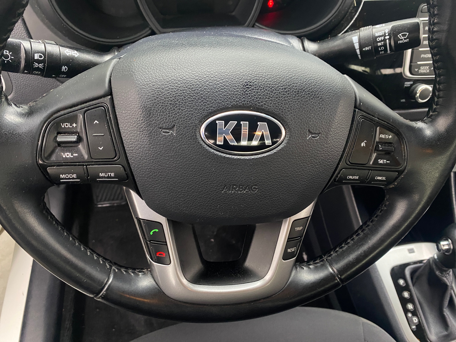 Thumbnail: 2016 Kia Rio - 5
