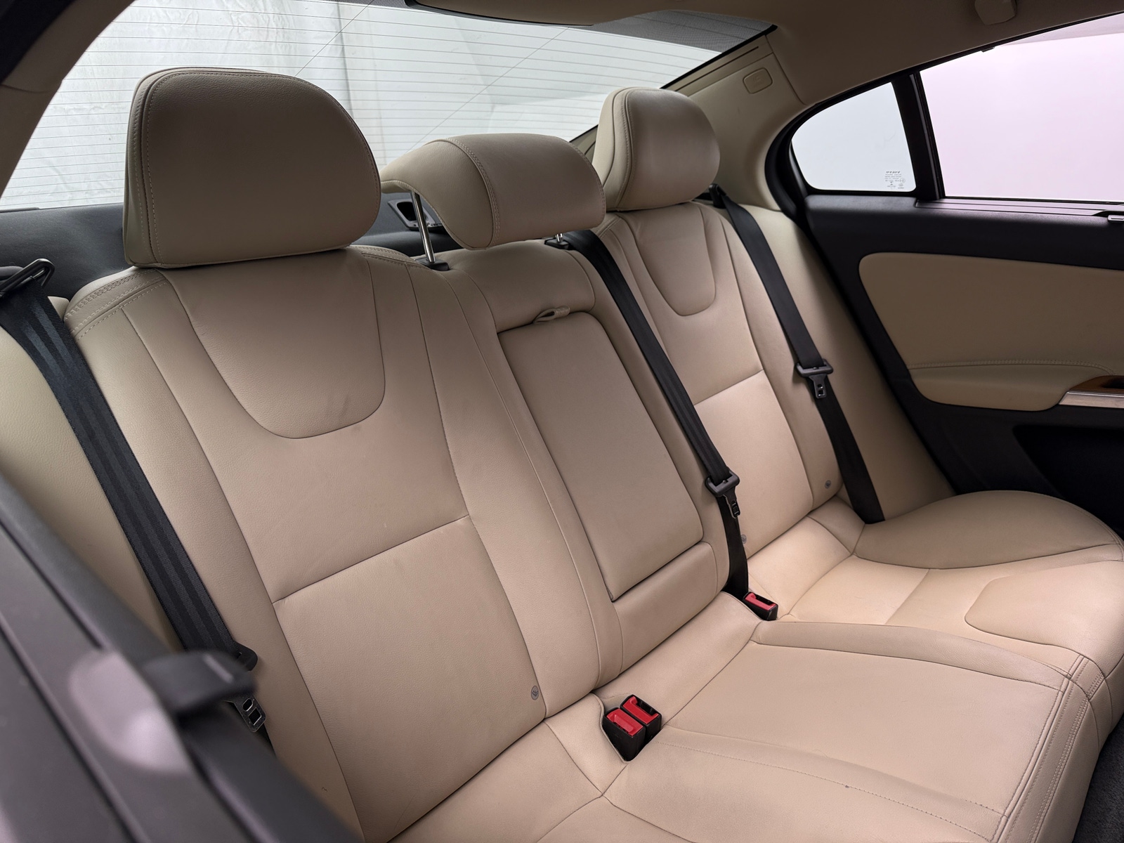 Thumbnail: 2018 Volvo S60 - 5