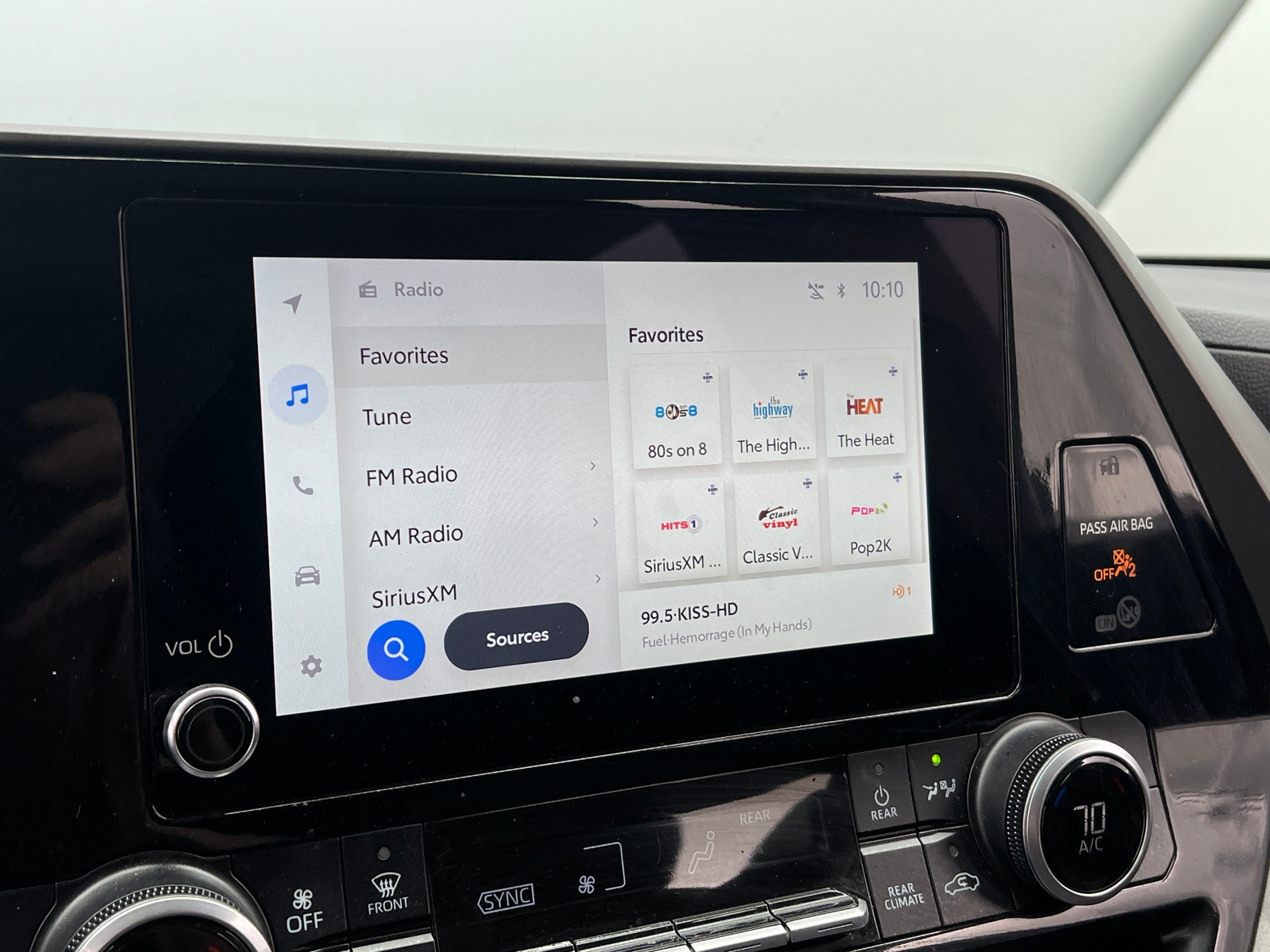 Thumbnail: 2023 Toyota Highlander - 4