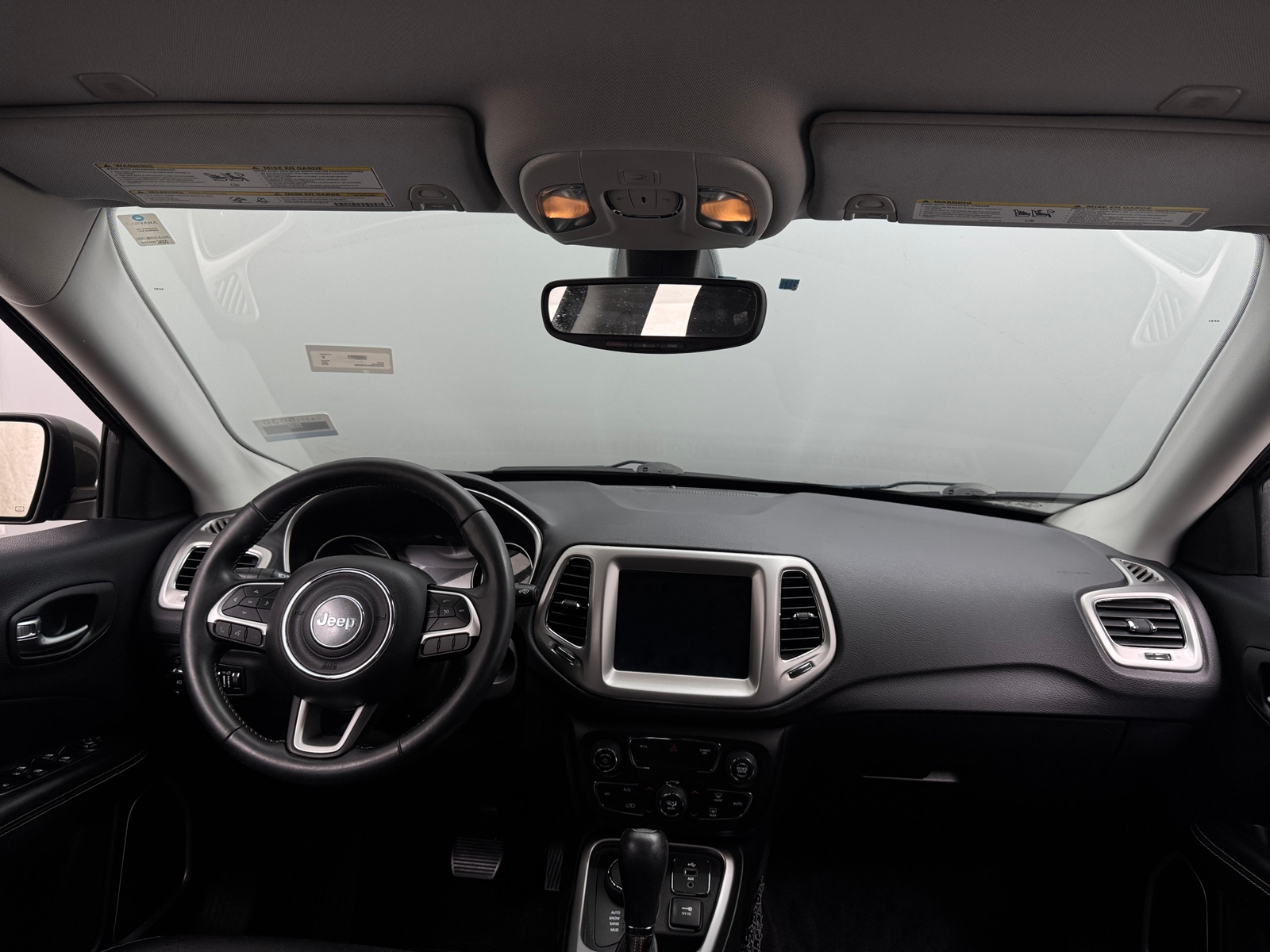 Thumbnail: 2018 Jeep Compass - 3
