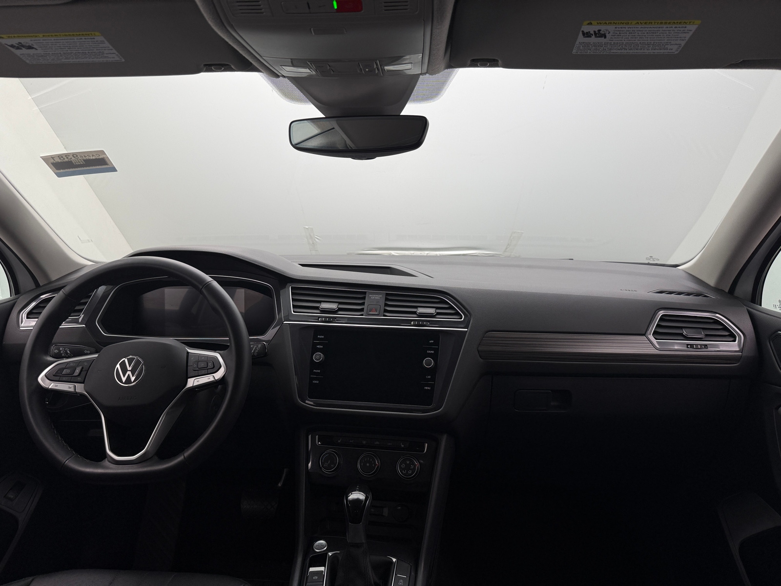 Thumbnail: 2024 Volkswagen Tiguan - 2