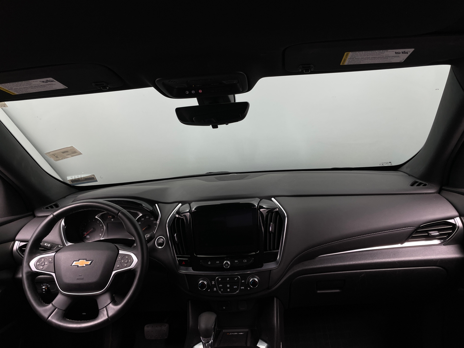 Thumbnail: 2023 Chevrolet Traverse - 3