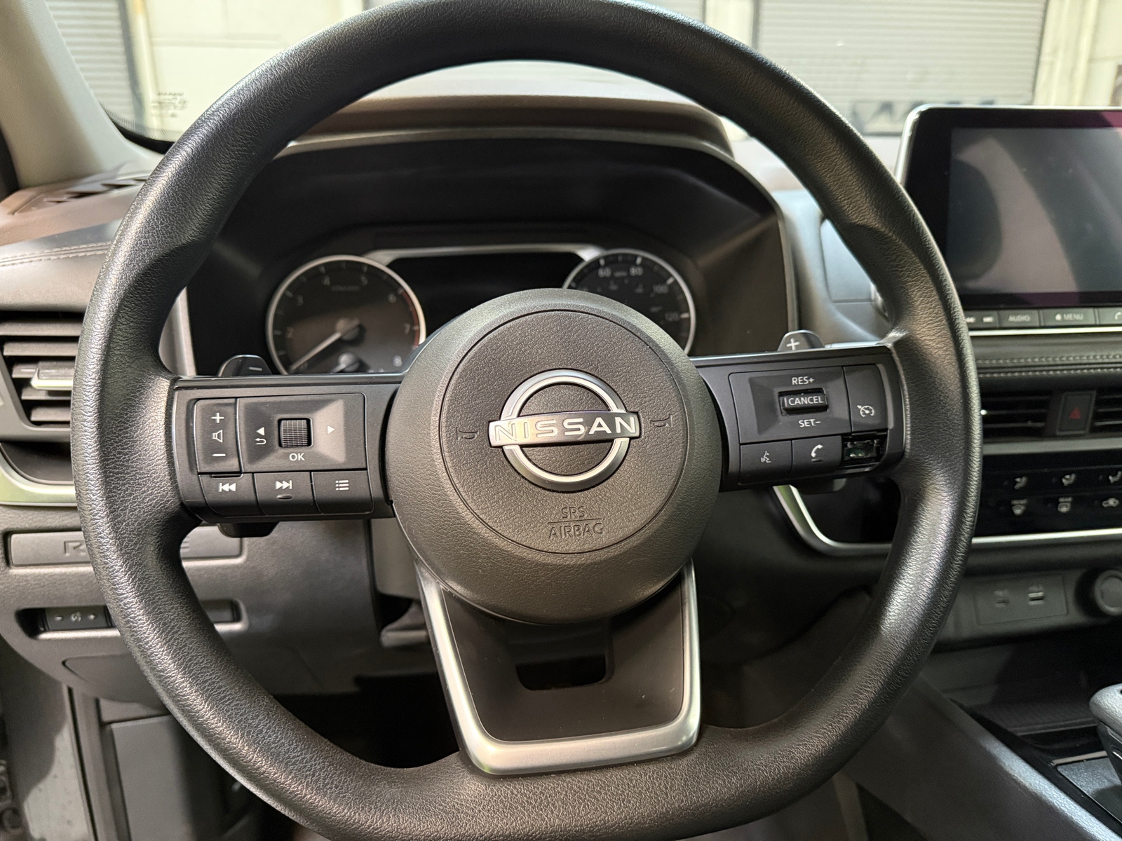 Thumbnail: 2023 Nissan Rogue - 5