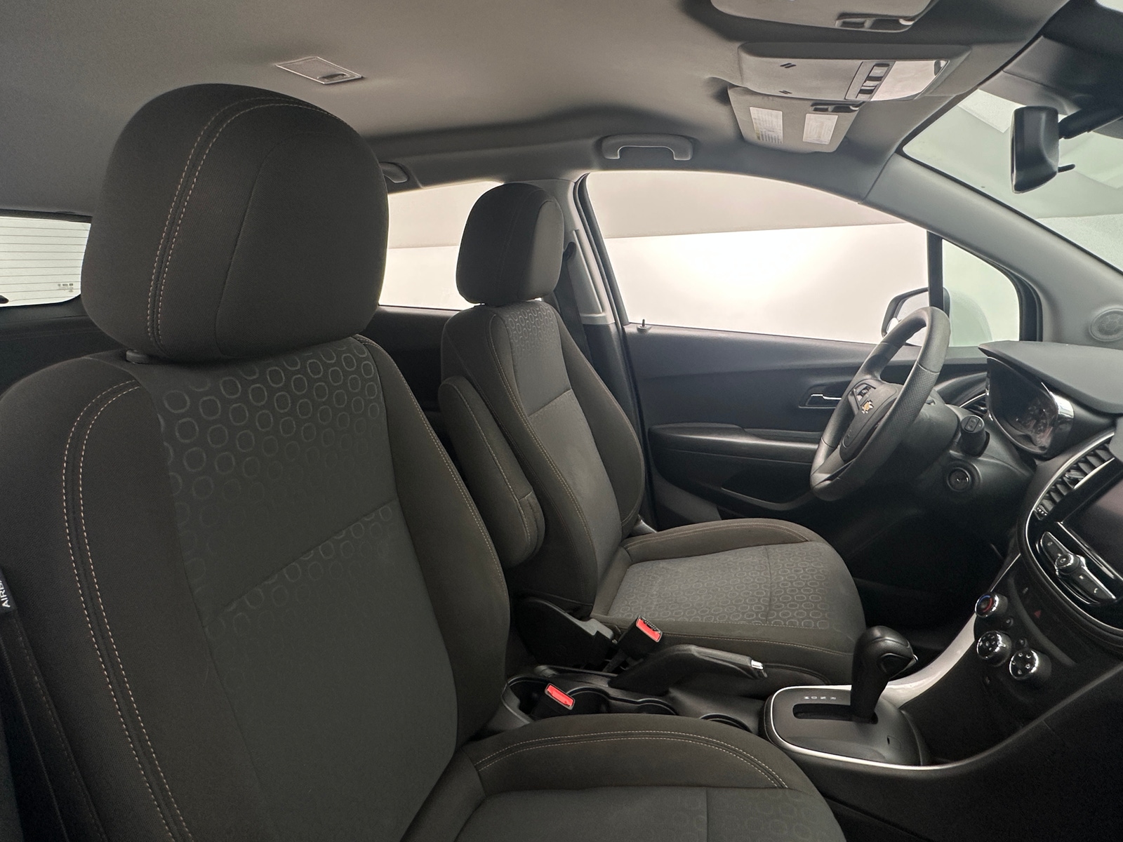 Thumbnail: 2020 Chevrolet Trax - 2