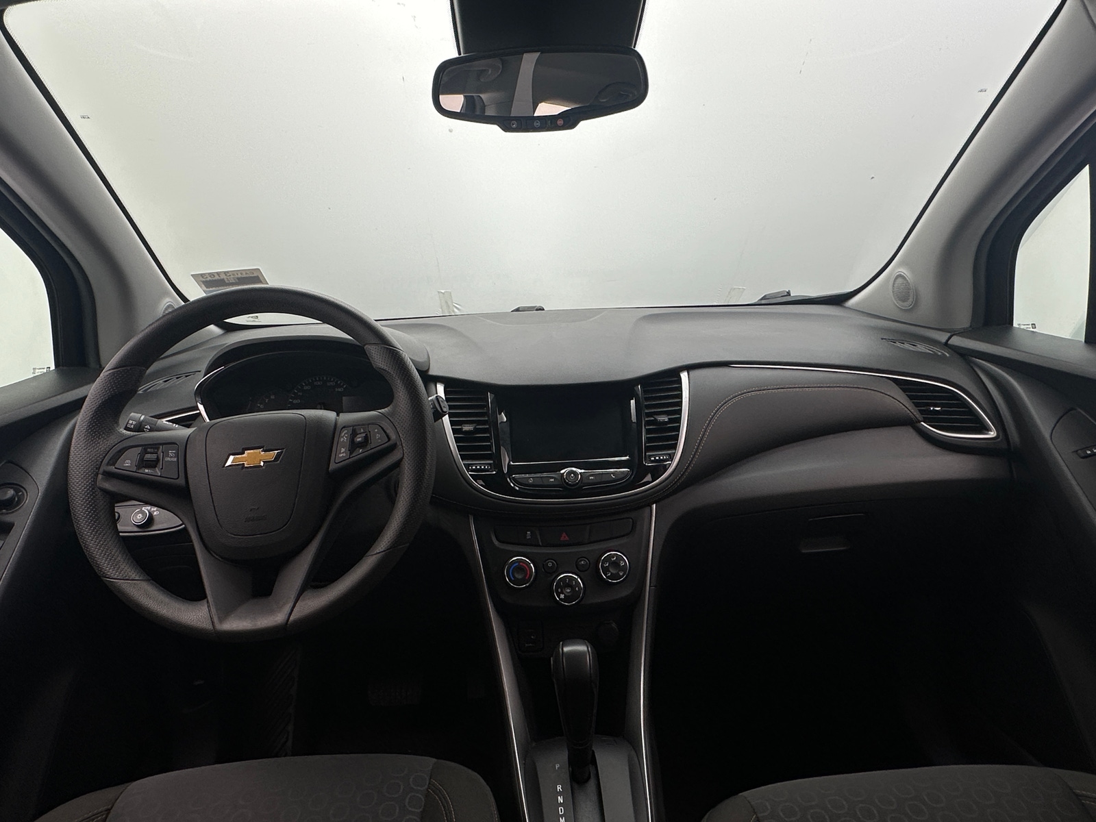 Thumbnail: 2020 Chevrolet Trax - 3