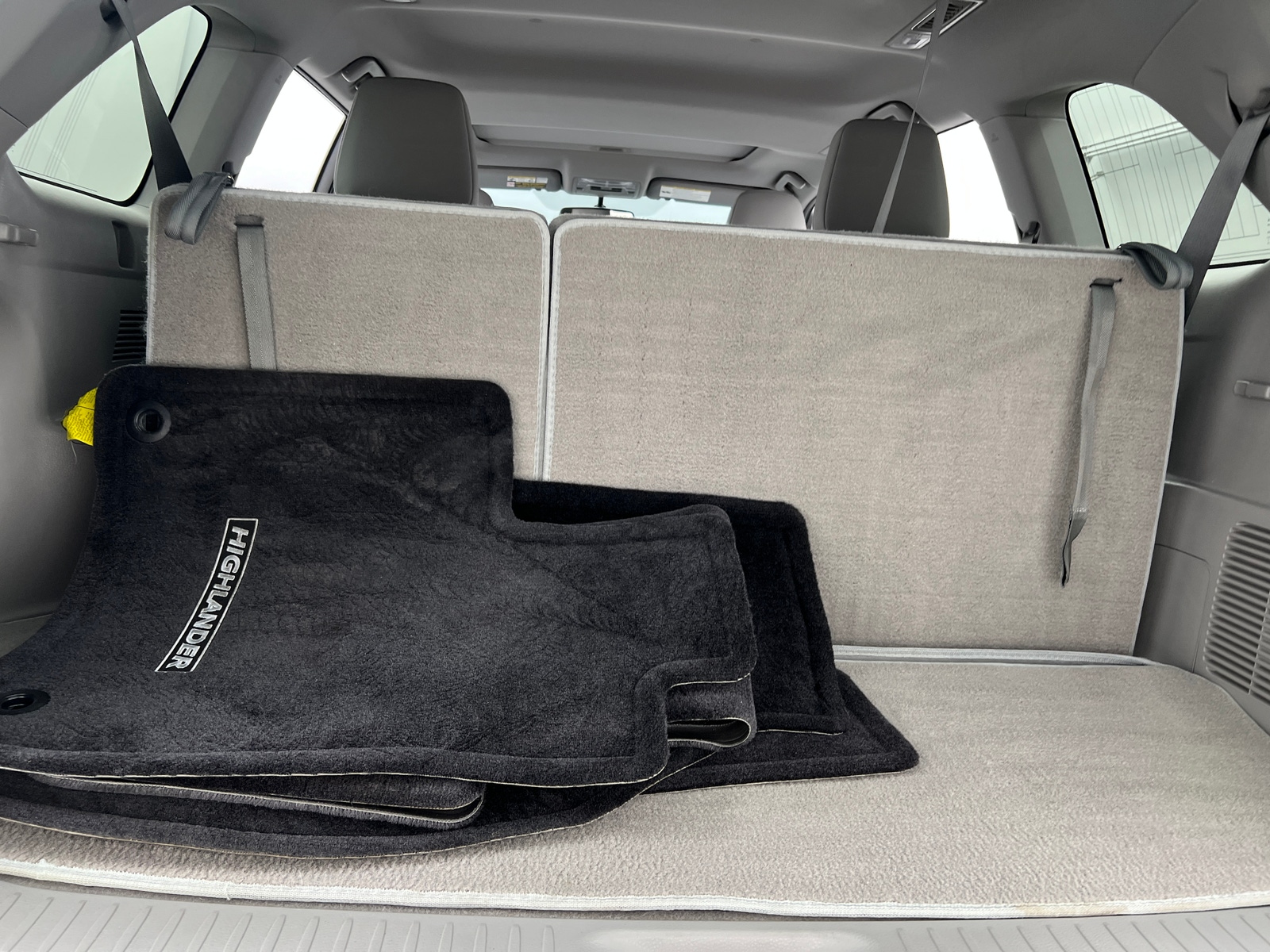 Thumbnail: 2015 Toyota Highlander - 6