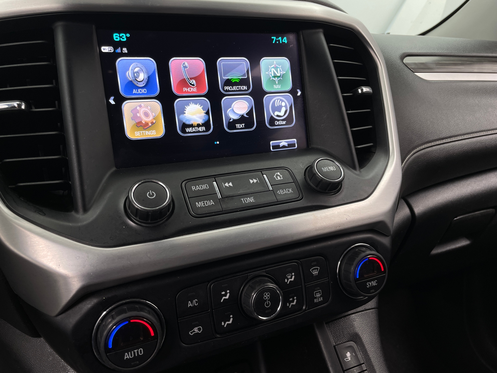 Thumbnail: 2019 GMC Acadia - 3
