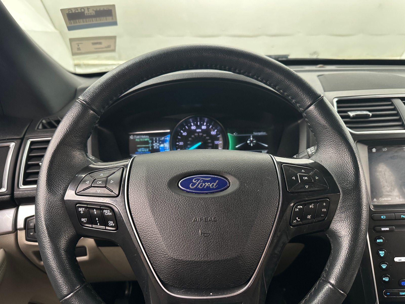 Thumbnail: 2019 Ford Explorer - 4