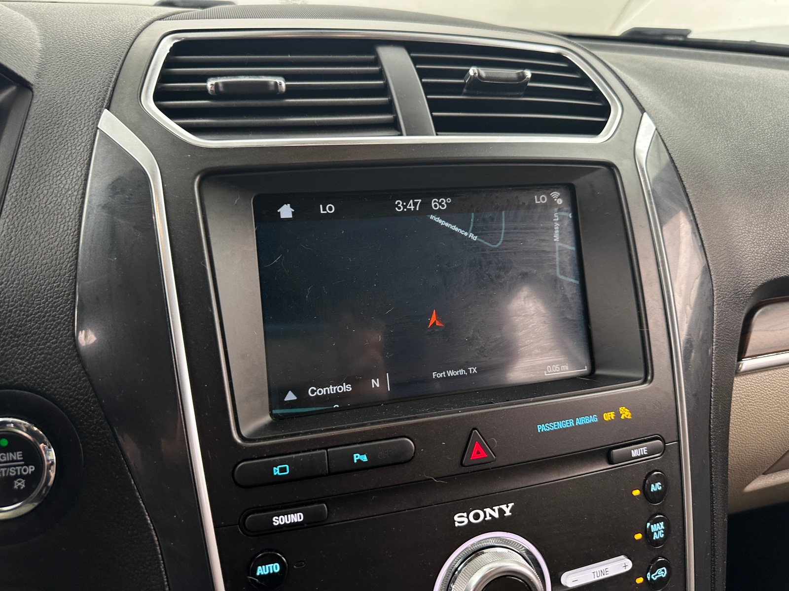 Thumbnail: 2019 Ford Explorer - 3