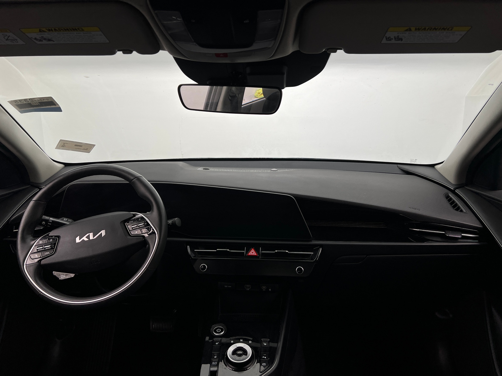 Thumbnail: 2023 Kia Niro - 2