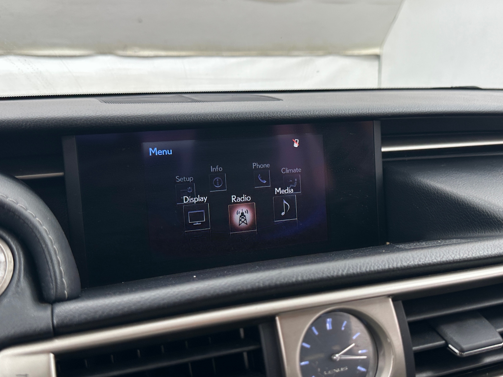 Thumbnail: 2016 Lexus IS - 3