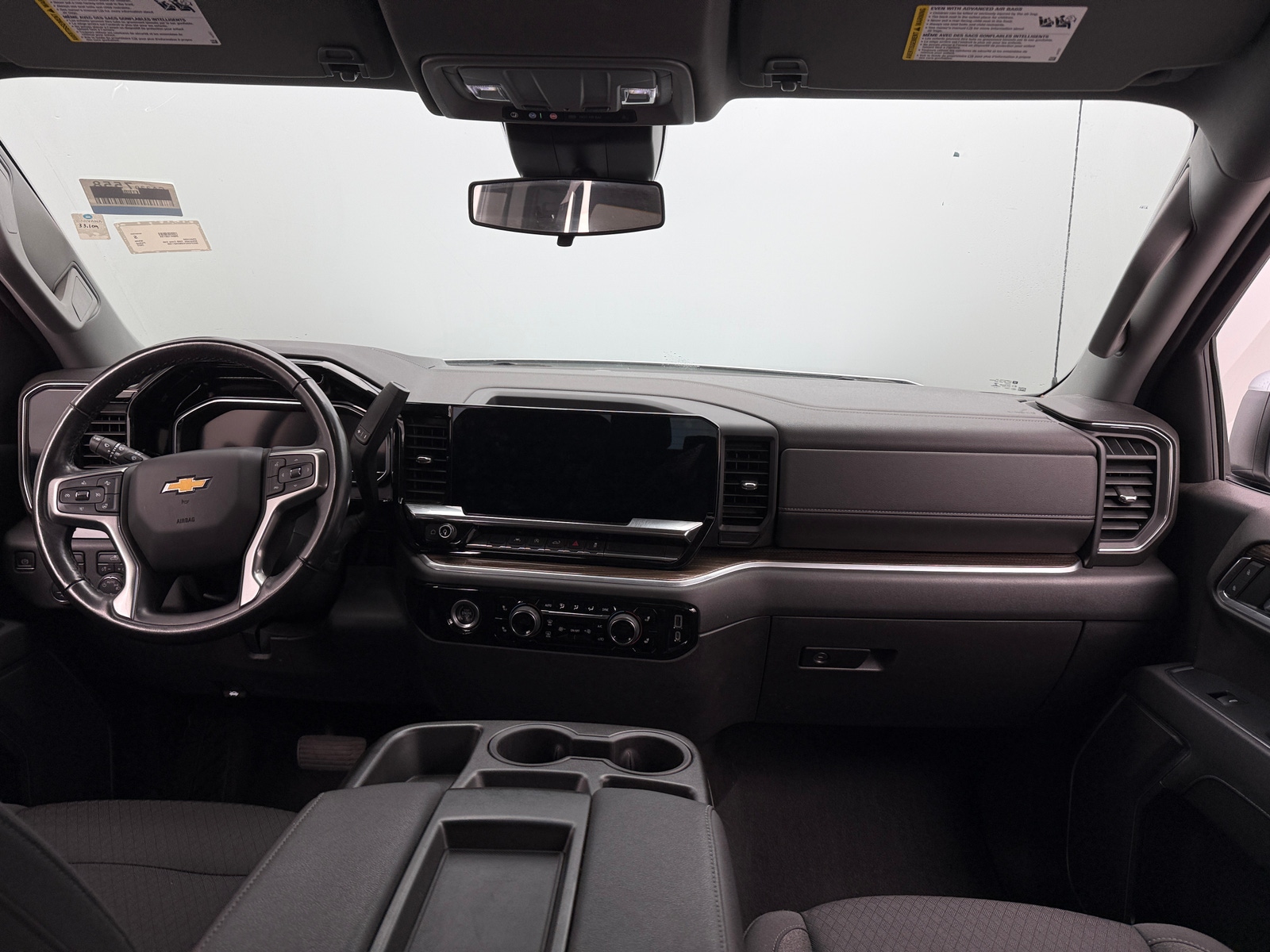 Thumbnail: 2022 Chevrolet Silverado 1500 - 3