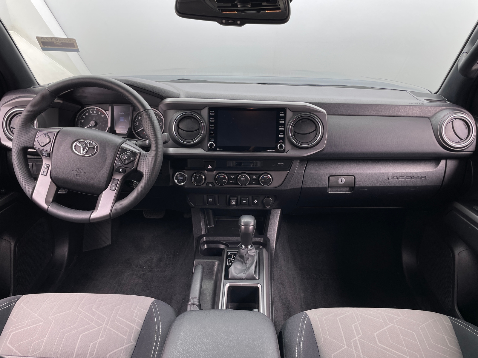 Thumbnail: 2022 Toyota Tacoma - 3