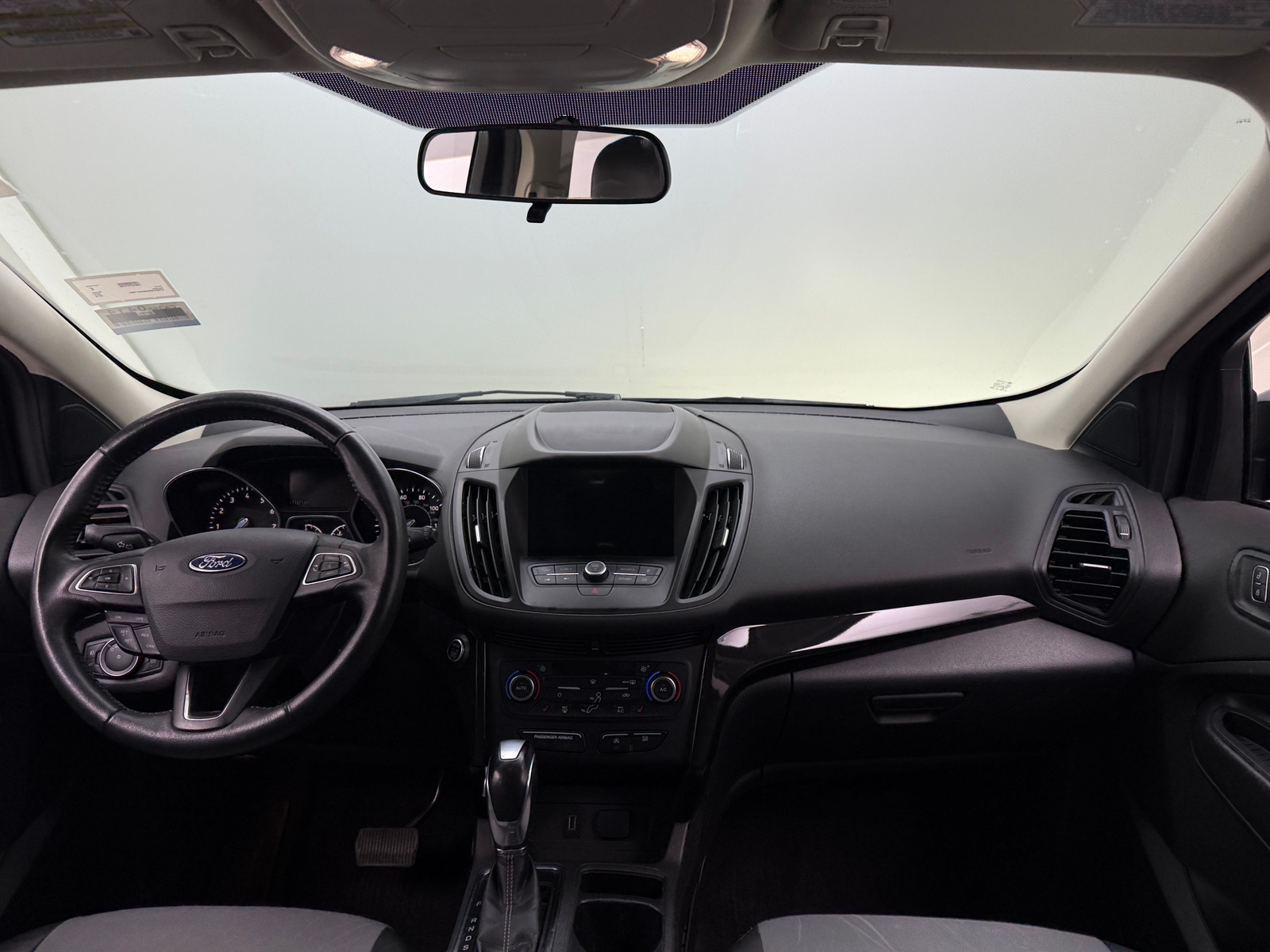 Thumbnail: 2019 Ford Escape - 3